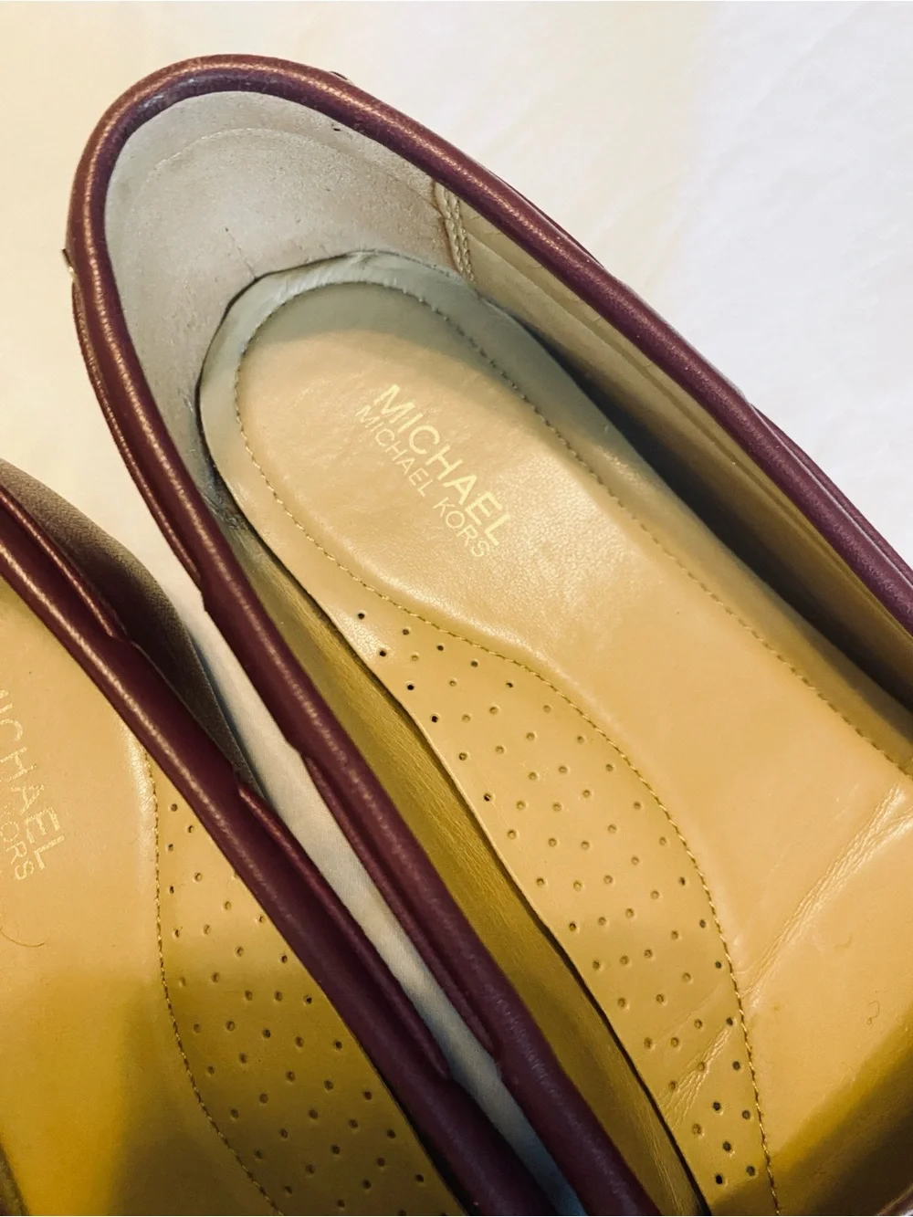 MK Michael Kors Sutton Leather Moccasin Loafer Maroon 8.5 EUC